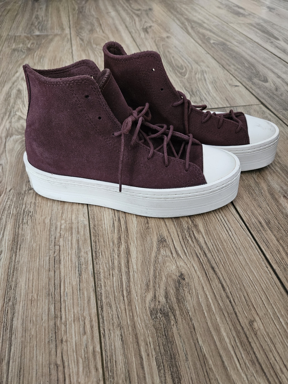 Converse High-Top Suede Sneakers in Plum and White Platform
